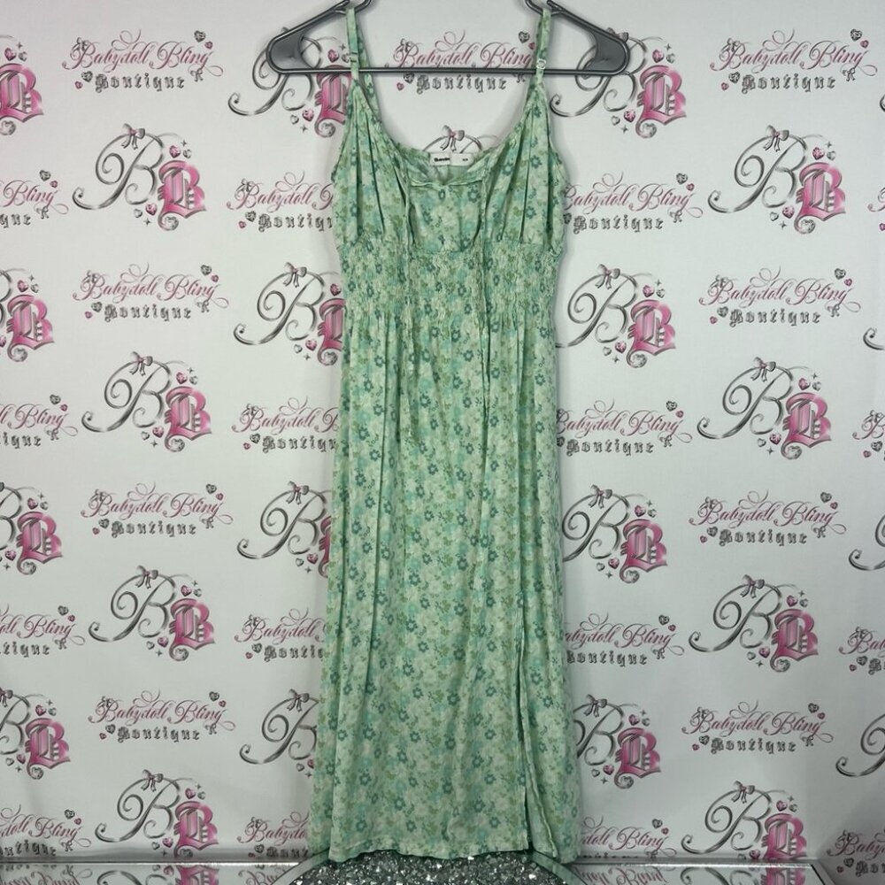 Bluenotes dress smocked tie up flower ribbon Green Floral dress